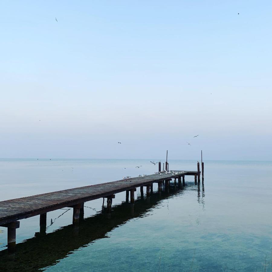 Azur Apartment Sirmione Bagian luar foto